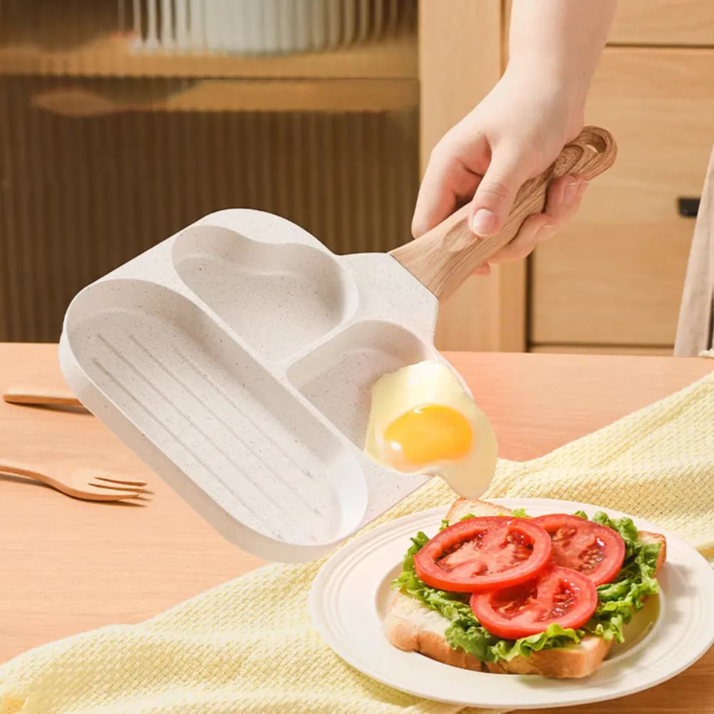 Pancake and Bacon Heart Shape Anti-Agents, with Handle, for Breakfast, Eggs and Frying, Practice and Safe for Use in Kitchen