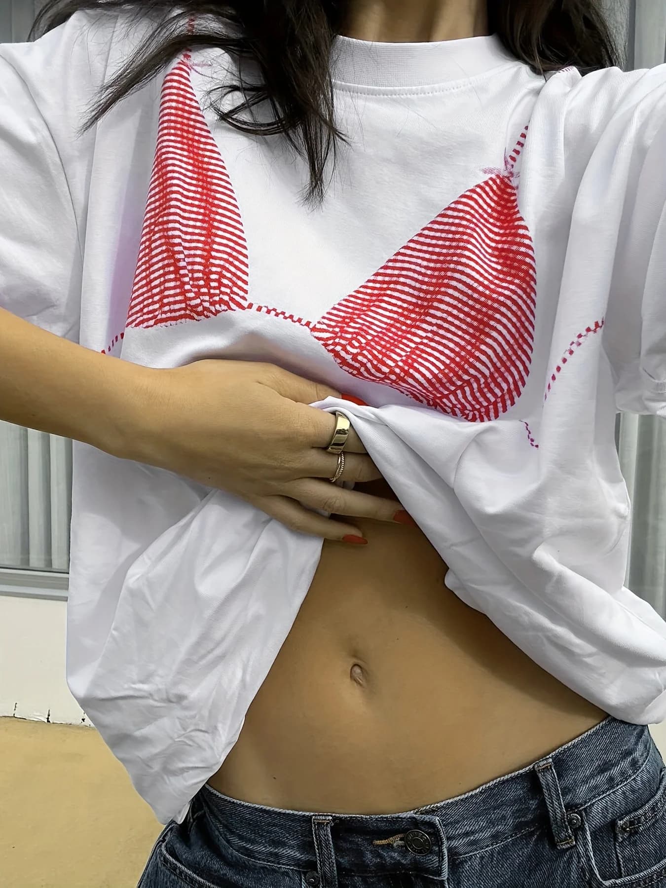 Trendy pink bikini print round neck short sleeve T-shirt Fashionable style Suitable for summer women's casual wear