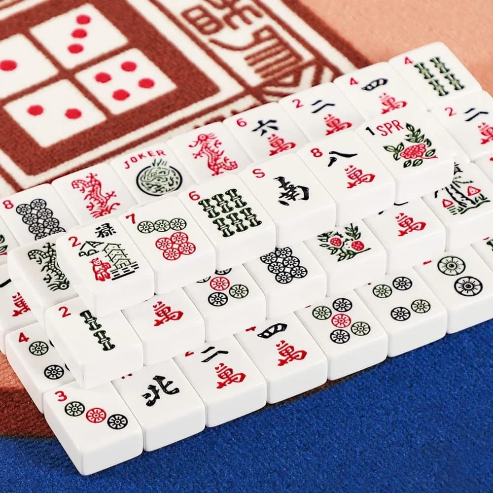 166 Tessere di Mahjong Americano di Colore Bianco, Resistenti all'Acqua, Set di Mahjong Americano da 1,2 Pollici, Gioco da Tavolo Familiare Portatile