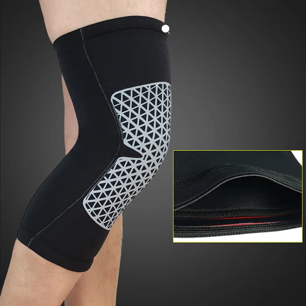 2 pezzi di ginocchiere sportive leggere e traspiranti con silicone antiscivolo per supporto durante basket, calcio, escursionismo, corsa e ciclismo
