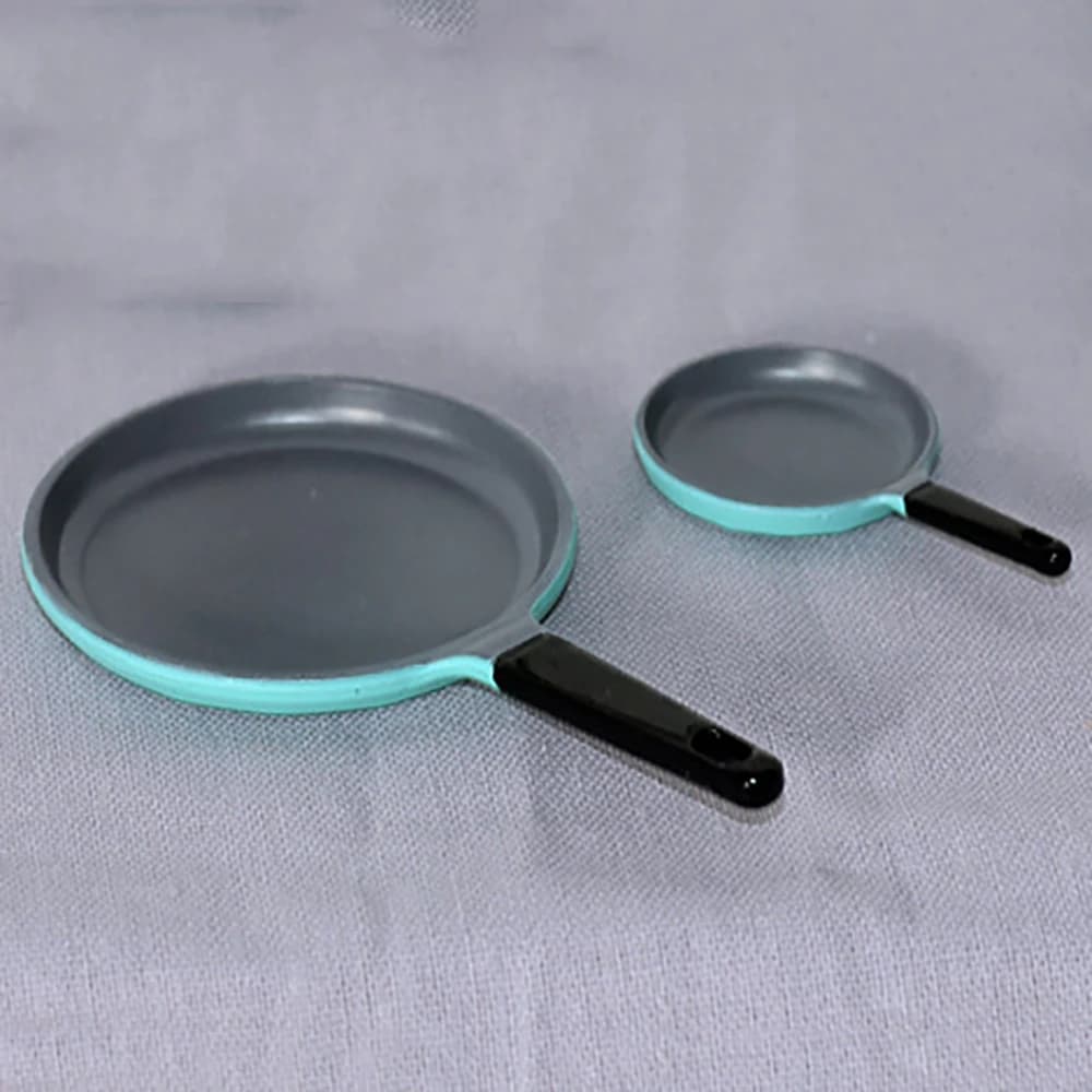 1/12 Miniature accessories for doll house Mini alloy pan Model simulation box for home decoration of dolls ob11 bjd
