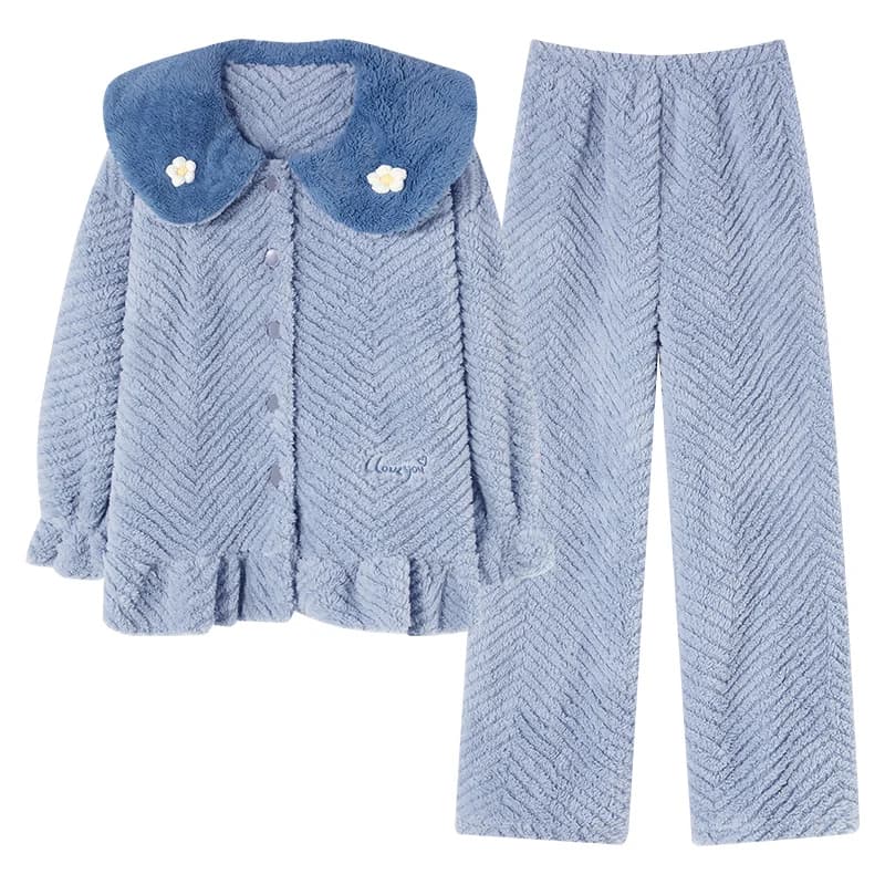 Thick Plush Fabric Sleepwear Women's Winter Flannel Cute Doll Collar Buttoned Cardigan Comfortable Flannel Warm Pijamas Mujer