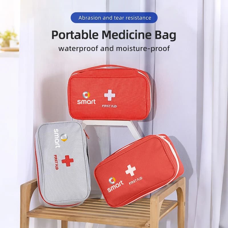 Borsa per medicinali portatile per auto Kit di pronto soccorso da viaggio per Smart Fortwo 451 450 453 Forfour EQ Cabrio Crossblade ROADSTER