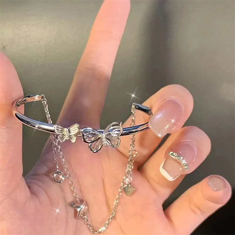 Bracciale coreano squisito con catena a farfalla, ciondolo a forma di fiore, stella e luna con zirconi brillanti, braccialetti regolabili, gioielli eleganti da donna