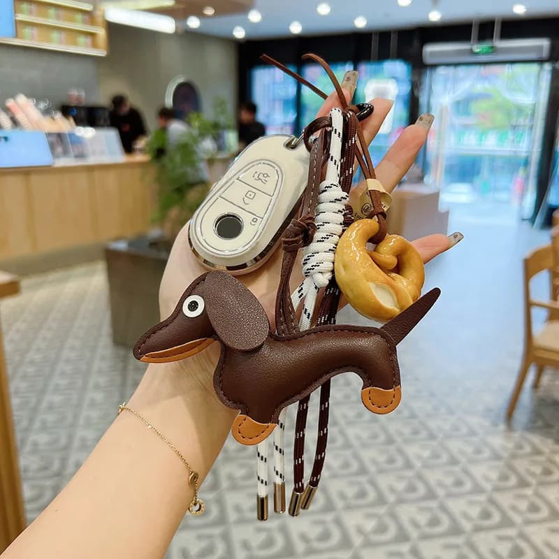 Hot Sale Personalized Leather Dachshund Hand Braided Keychain - Ins Style Cute Puppy Woven Rope Bag Charm - Designer Style Bag Hanging Pendant