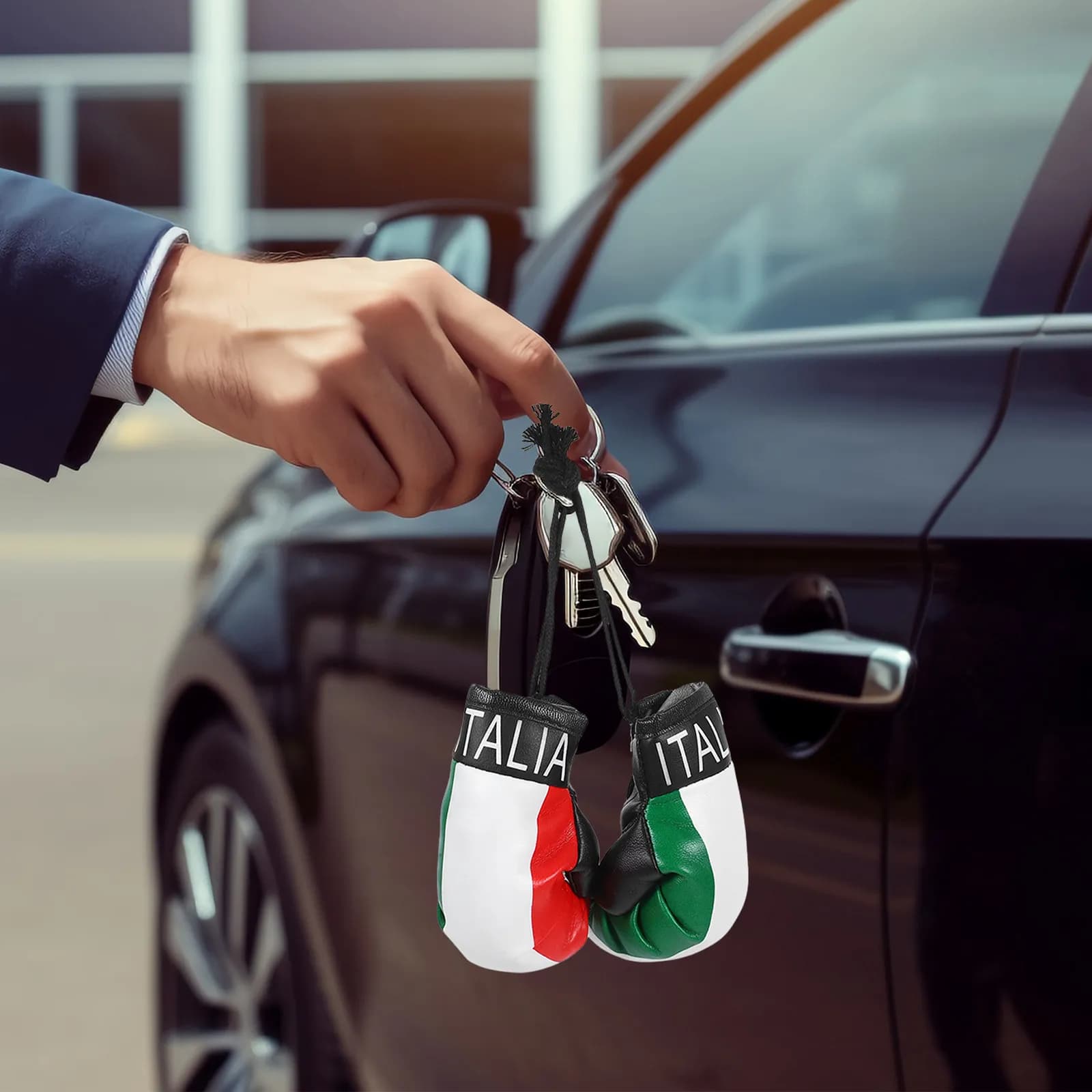 1 Paio Mini Guantoni da Boxe Pendente, Ciondolo a Forma di Guanto da Pugilato in Miniatura, Decorazione da Appendere, Accessorio per Borsa Portachiavi, Bomboniere per Feste a Tema Boxe, Auto