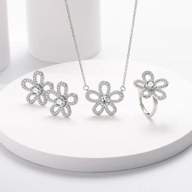 Set di Gioielli di Lusso con Fiori Traforati e Zirconia Cubica per Donne, Set Collana, Orecchini e Anello in Argento 925, Regalo per Matrimoni e Feste