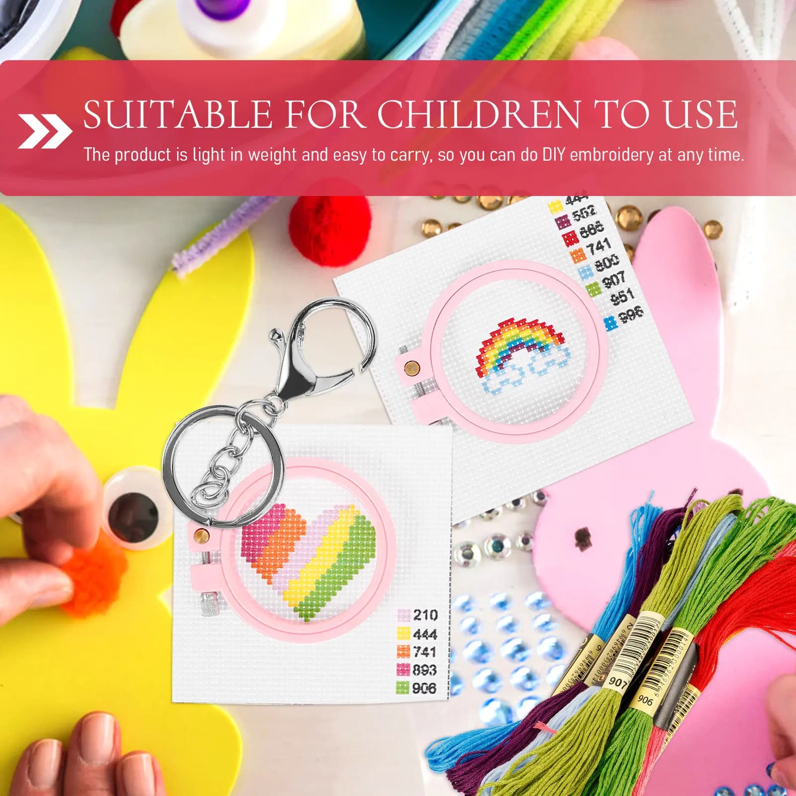2 Set Kit Materiale per Portachiavi Fai da Te a Punto Croce per Bambini, Set Creativo per Ricamo Artigianale per Principianti con Filo, Aghi e Tessuto