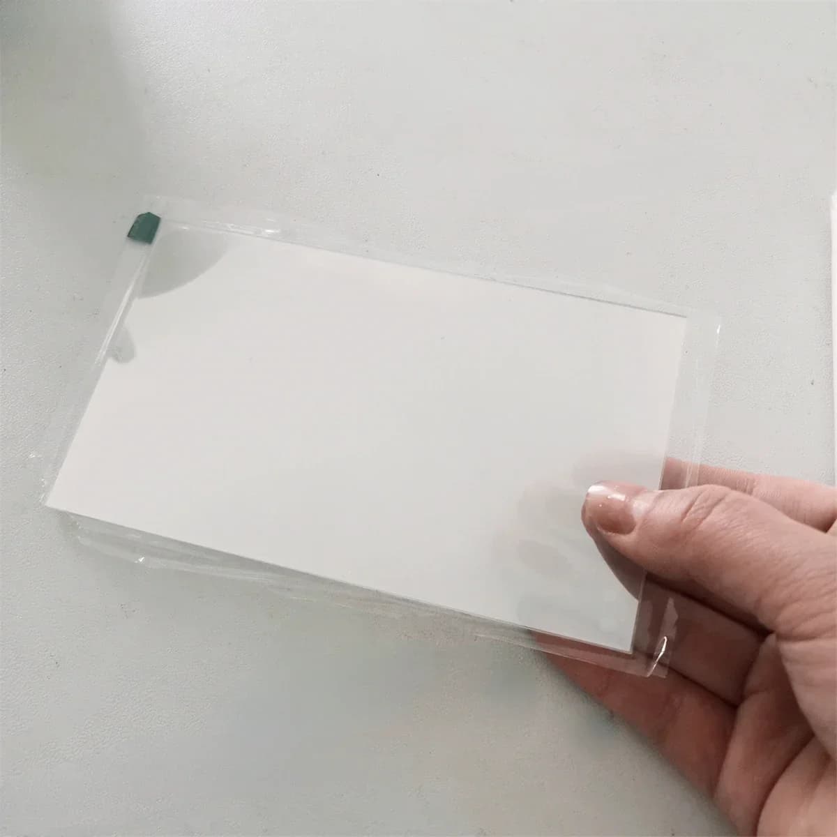 142*92*1.2MM Thermal-isolating Polarizer Glass for T60A Projector Screen Bright Enhancement Yellow Repair Replacement