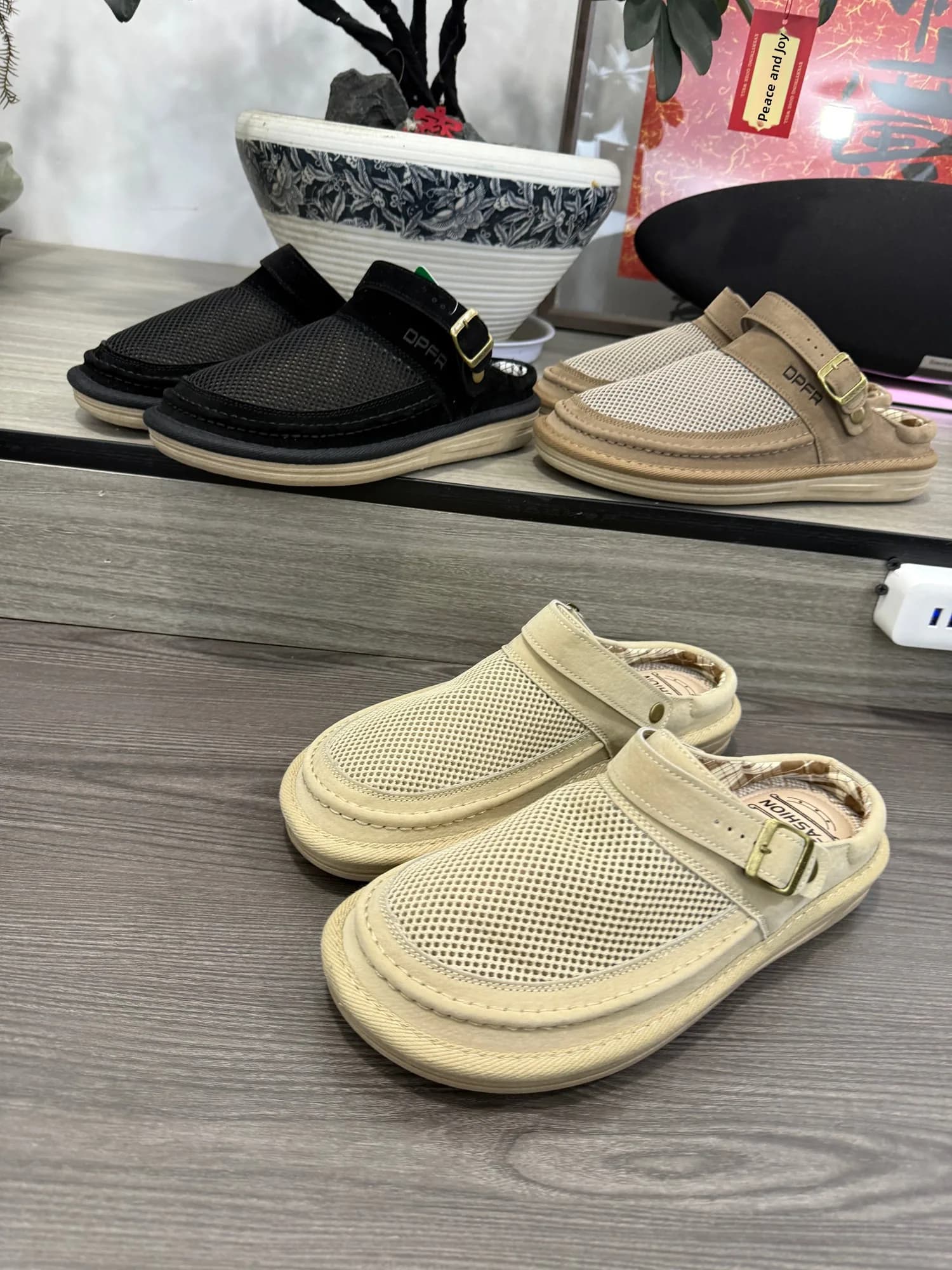 Sandali Casual Estivi da Uomo in Rete Traspirante, Ciabatte con Suola Morbida Antiscivolo, Comodi e alla Moda, Tacco Piatto in Gomma