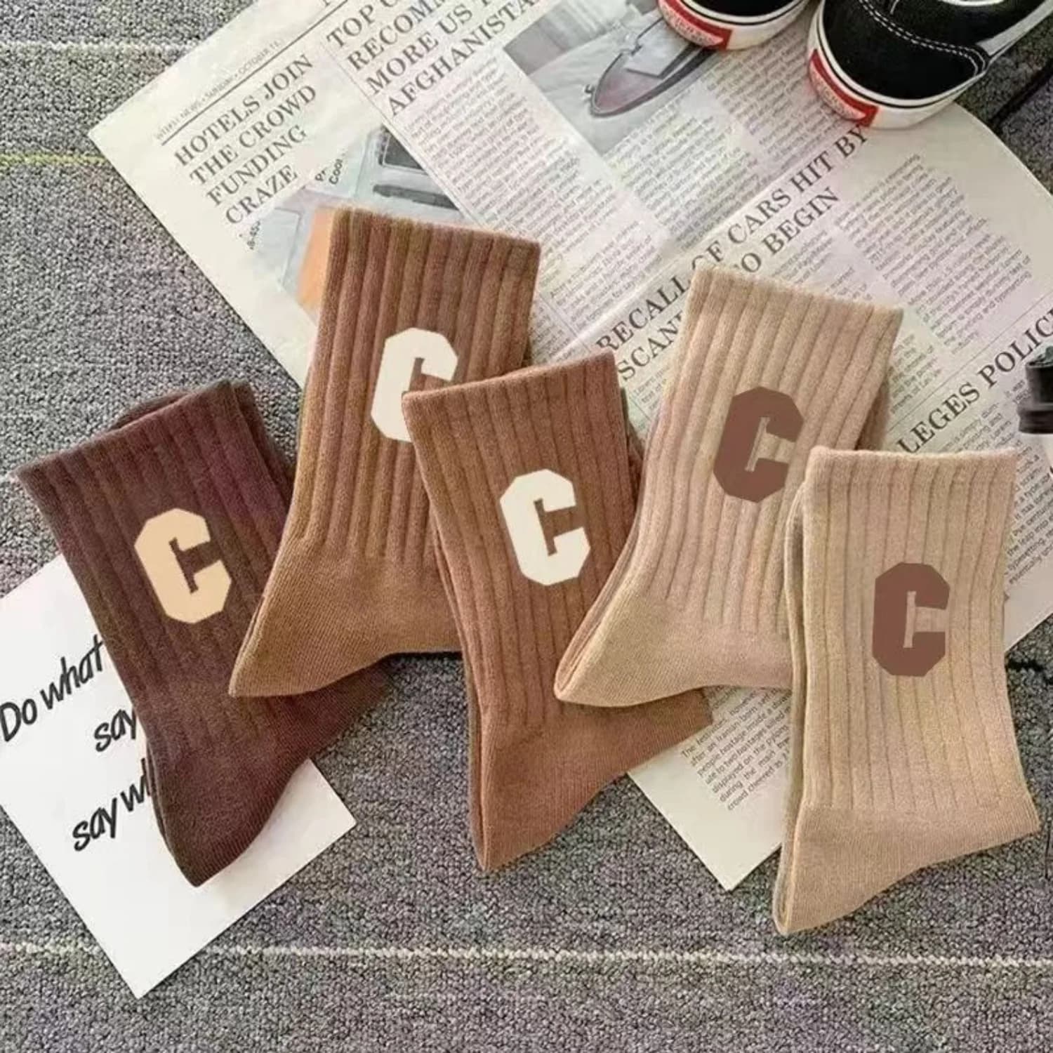Calzini sportivi da esterno alla moda con motivo a lettere, per uomo e donna, traspiranti, caldi ed elastici, ideali per la corsa.