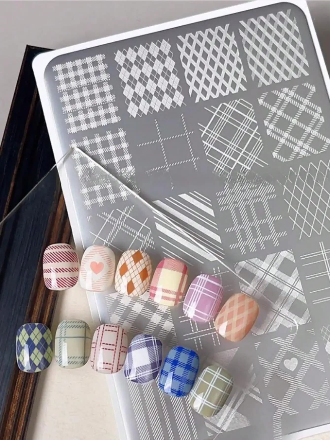 1 piastra per stamping per nail art con motivo luna e stella, strumento per stamping per smalto fai da te, adatto per saloni di bellezza, forniture per nail art, strumenti per unghie, applicabile anche per unghie finte.