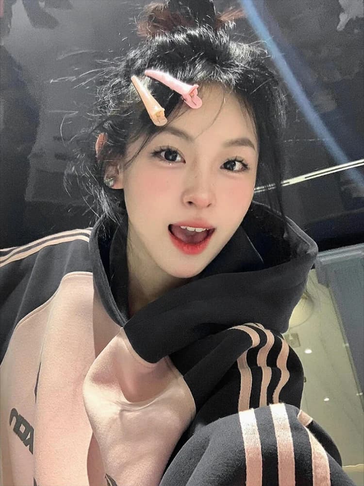Retro American Sweet Cool Contrast Color Shoulder Hoodie Women's Autumn Winter Loose Lazy Style Jacket Small Design Sense