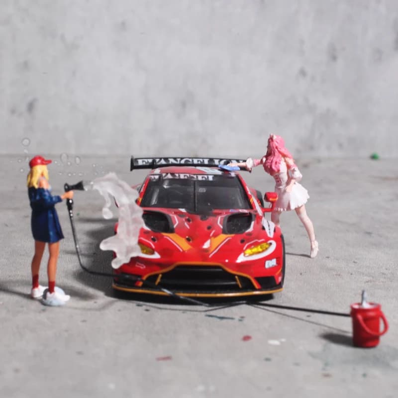 Mini autolavaggio e riparazione ragazza 1:64 Mini figura decorazione scena tavolo di sabbia bambola piccola proporzione fai da te