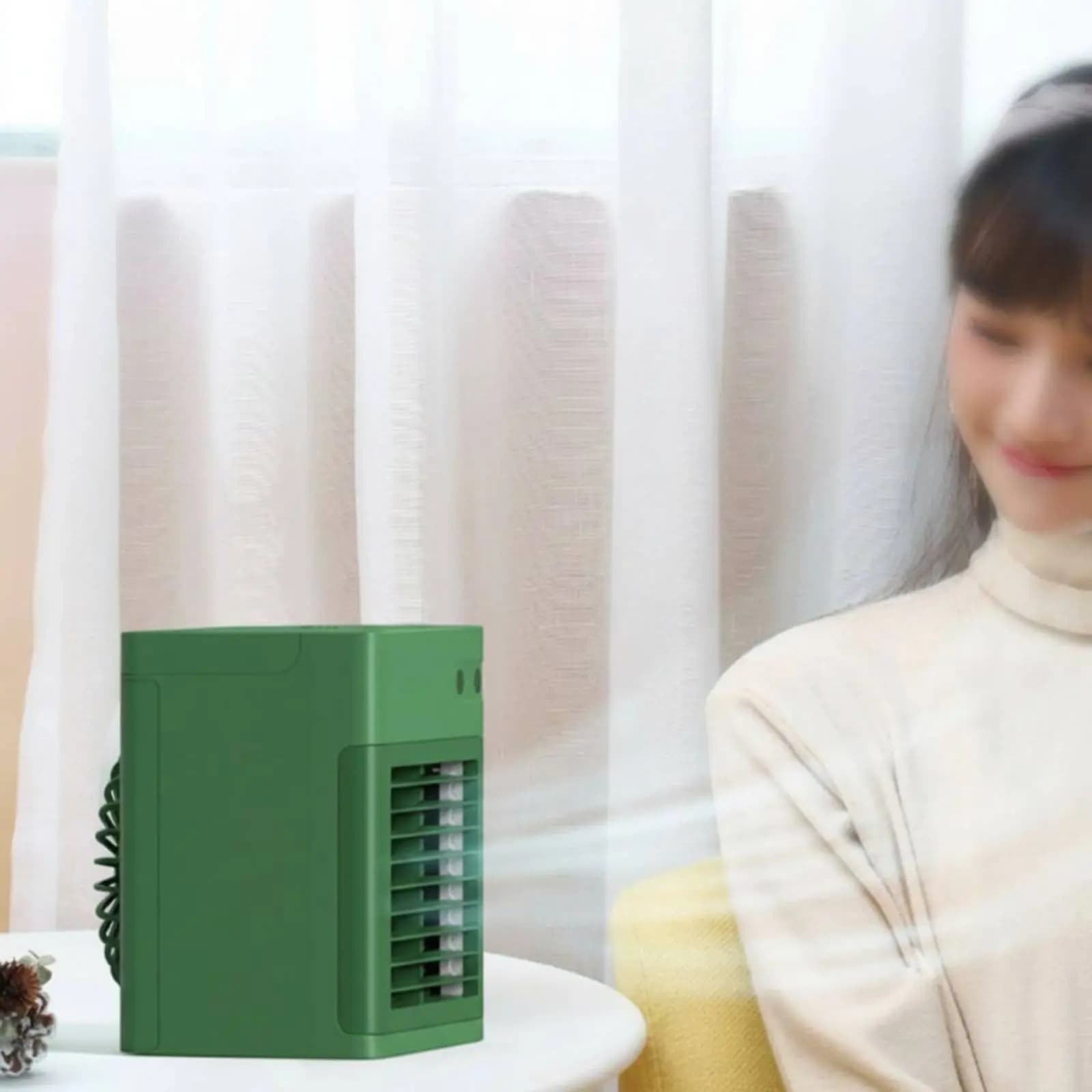 Ventilatore da Tavolo con Umidificatore, Serbatoio d'Acqua Rimovibile, Ventilatore Nebulizzante da Scrivania, Raffreddatore Evaporativo Individuale, Funzionamento Silenzioso