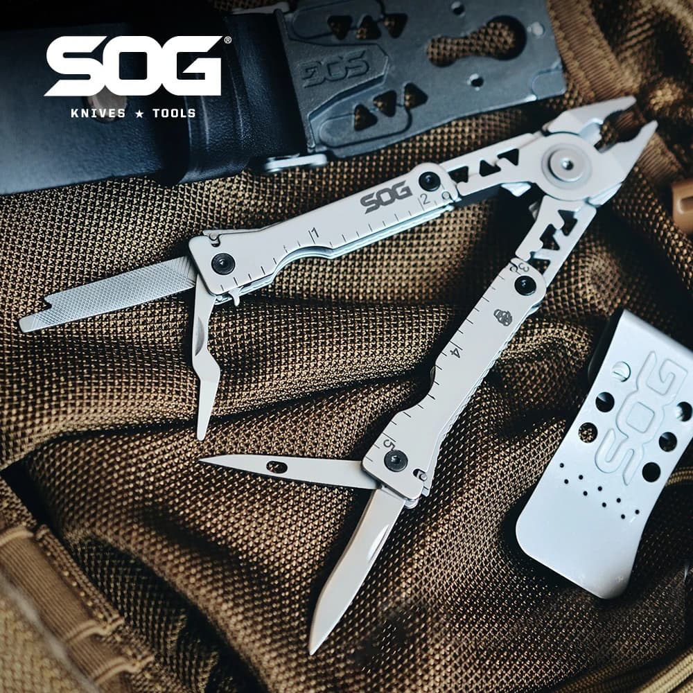 SOG Sync I 11 in 1 Multitool EDC Survival Tools Belt Buckle Plier Camping Portable Stainless Steel Tactical Gadgets for Outdoors