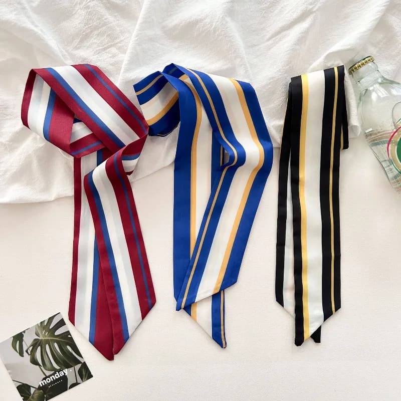 New Korean-style striped scarf: simple and versatile, perfect for tying up hair, securing bags, or accessorising printed shirts