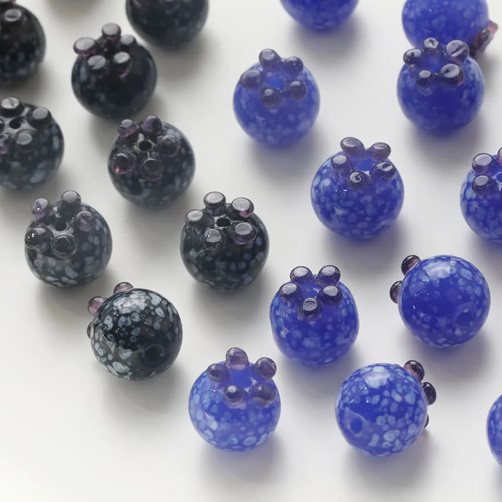 4 pezzi di perle di vetro a forma di mirtillo per la creazione di gioielli, orecchini, forniture, braccialetti fatti a mano fai da te, accessori con perline 9,6 * 9,5 mm