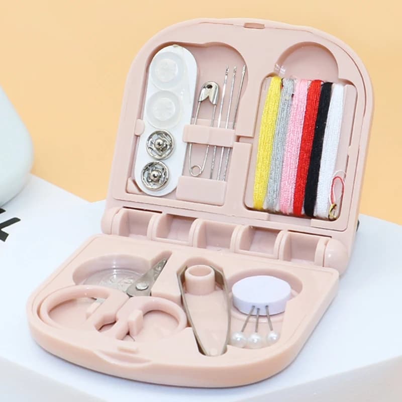 Nuovo set da cucito a mano fai da te per la casa con mini scatola quadrata per aghi e fili