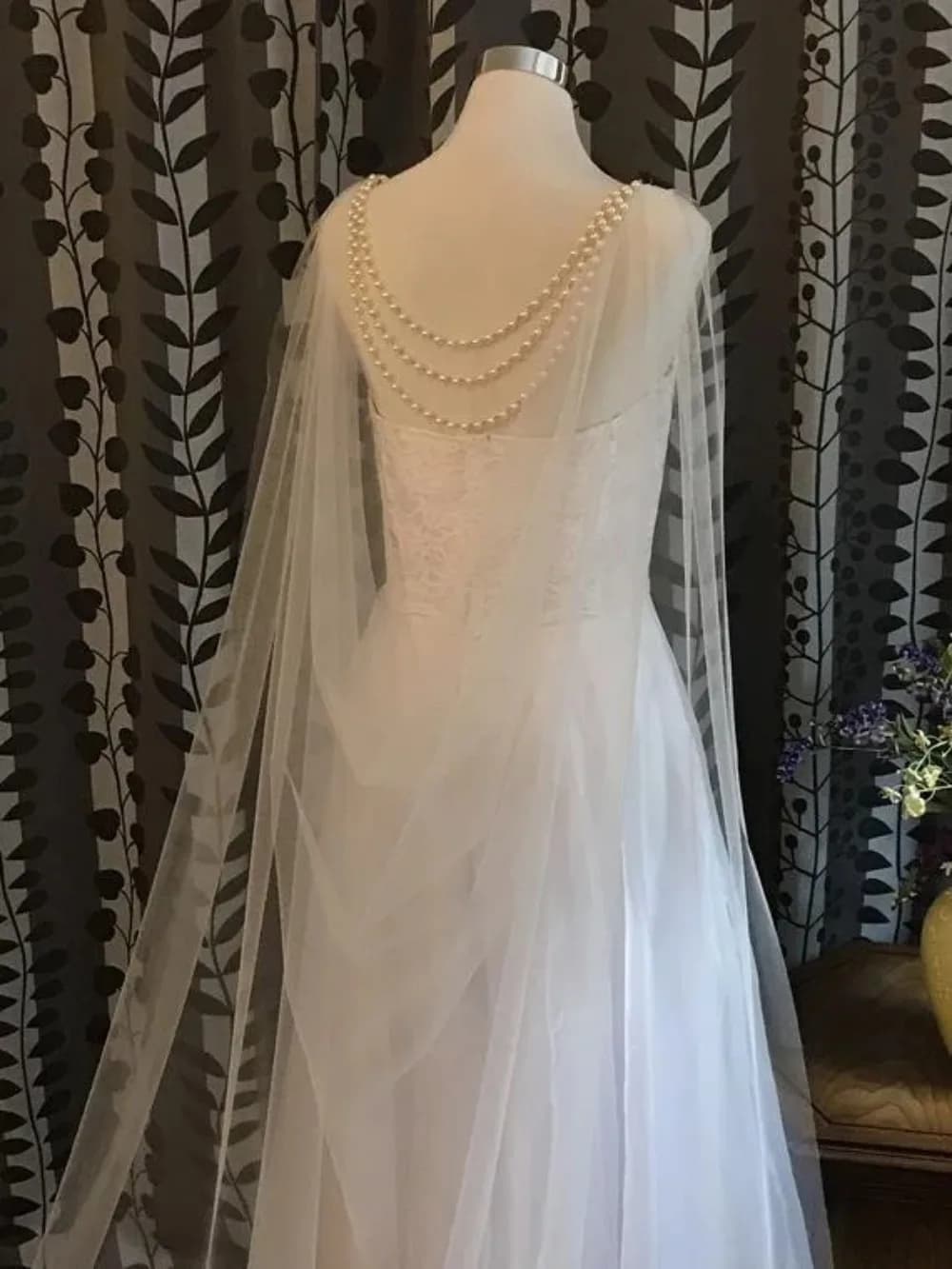 Morbido mantello da sposa con perle sul retro Gioielli Spalla da sposa Mantello da sposa avvolgere da sposa giacca bolero mantelle scialle di perline mantello con cappuccio
