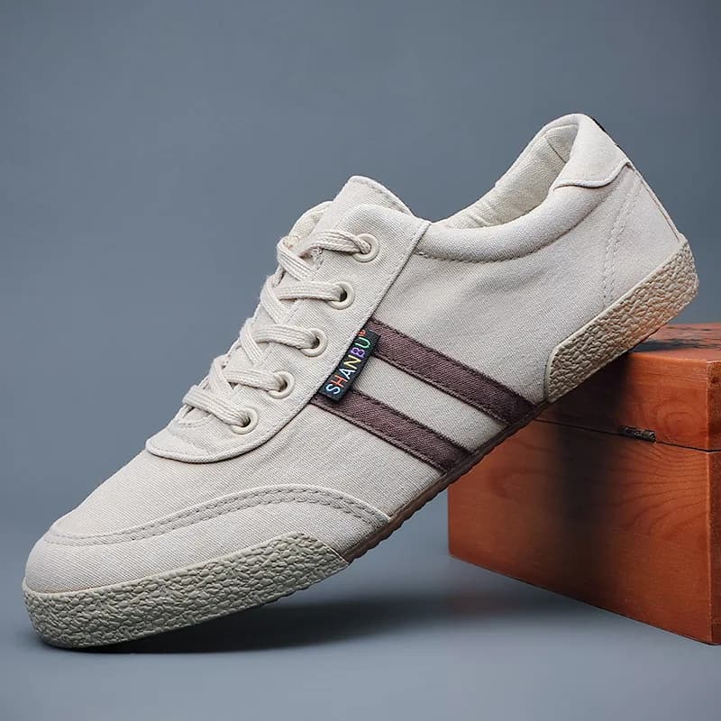 Scarpe vulcanizzate da uomo classiche scarpe Casual da uomo in tela di marca scarpe da tavola resistenti e traspiranti da uomo morbide Tenis Marculino