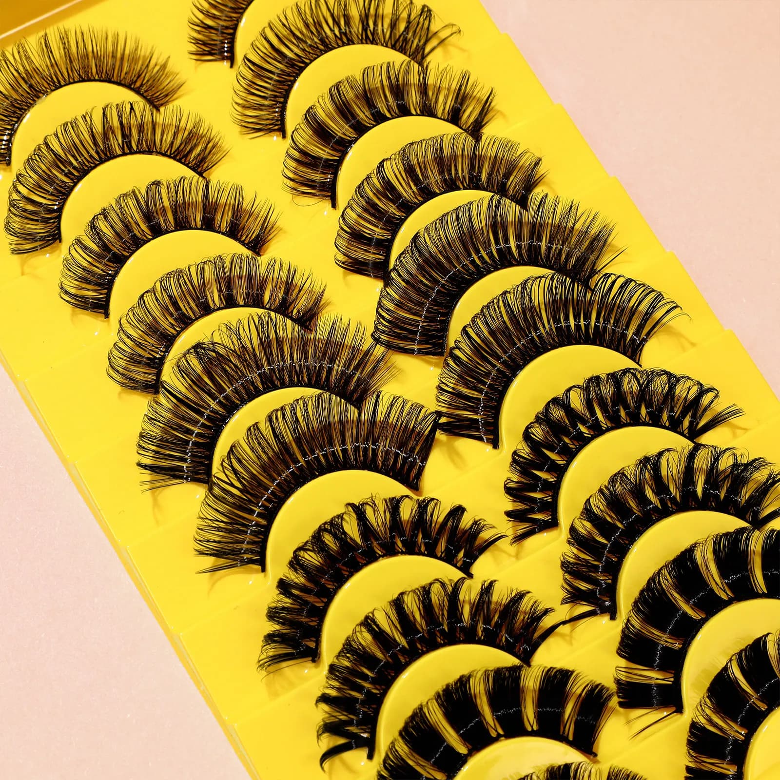 Set di 10 Paia di Ciglia Finte Naturali e Leggere, Accessori per il Trucco, Kit di Ciglia Finte Morbide per Uso Quotidiano e Feste per Donne