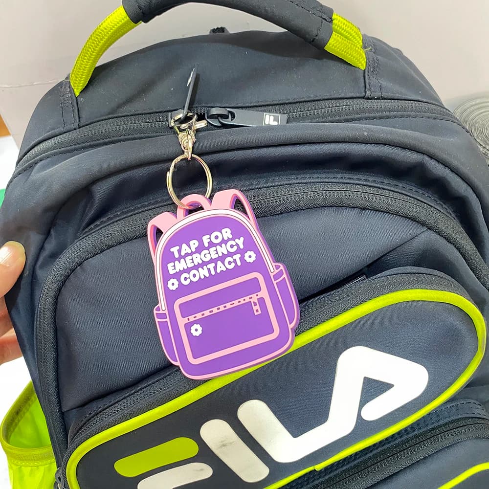 Portachiavi di emergenza per bambini con etichetta chiave NFC Tap to Call in silicone per zaino scolastico