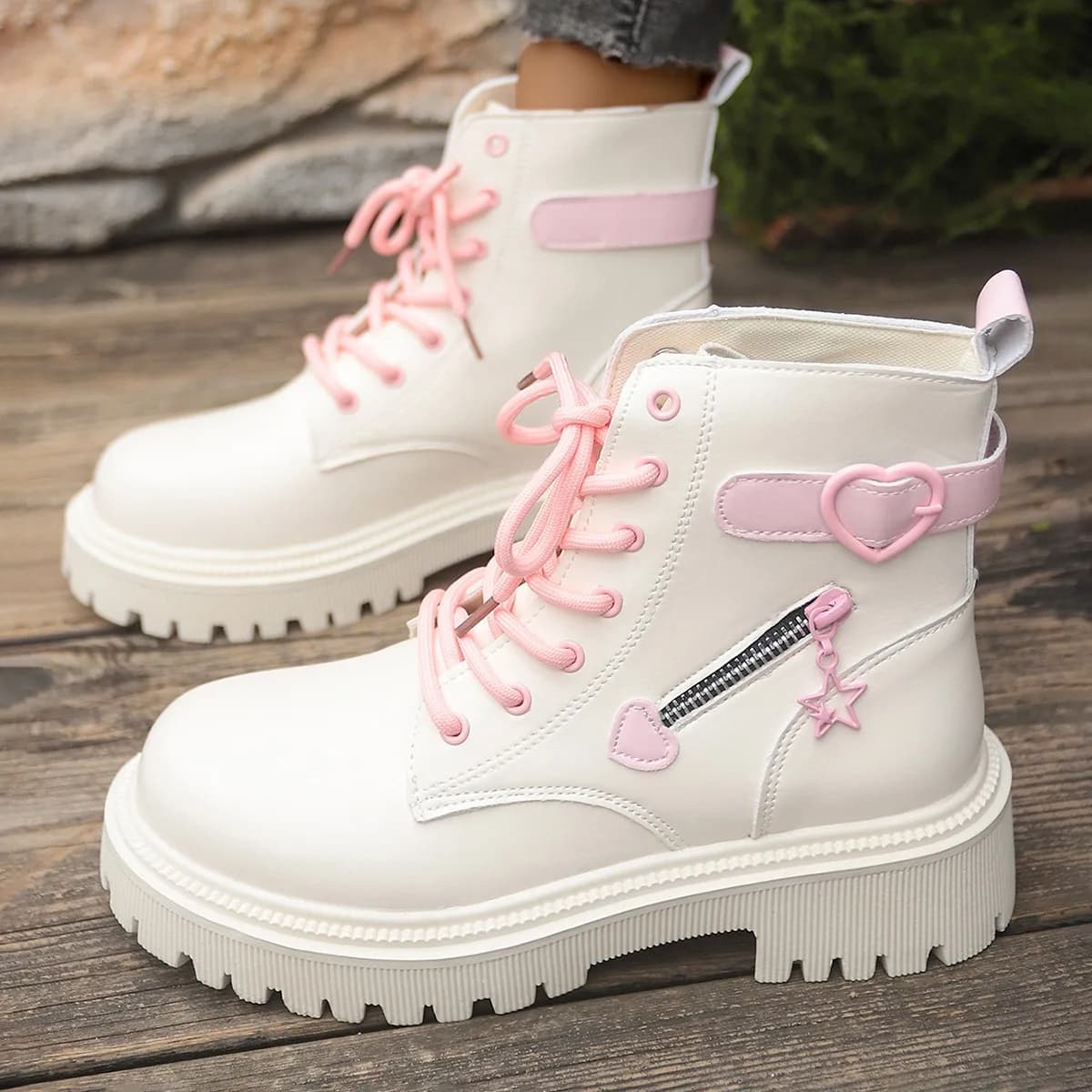 Stivali da donna Moda Autunno Inverno Nuovo cotone Suola morbida Stivali rosa Donna Love Side Zip Punta tonda Scarpe con plateau gotico per donna