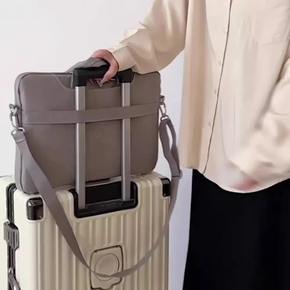 Custodia per laptop durevole da 15,6 pollici Custodia impermeabile resistente all'acqua Valigetta per laptop universale Business