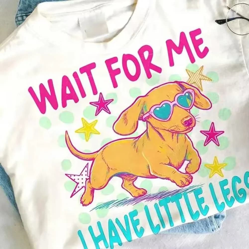 Preppy Funny Dachshund Weiner Dog Graphic Tee Cute Puppy Heart Sunglasses Star Print T-Shirt Women Summer Vacation Pet Lover Aesthetic Top