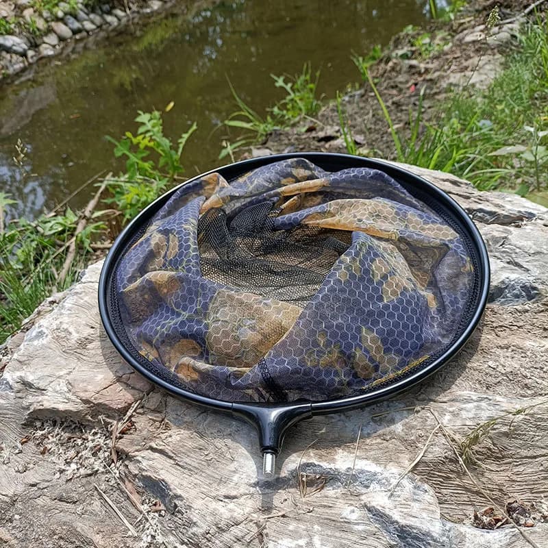 Rete da Pesca per Carassi FN05 con Telaio in Alluminio, Vite M8*1.25 FN0530 FN0535 FN040 FN0545 30cm 35cm 40cm 45cm Colore Scuro o Blu