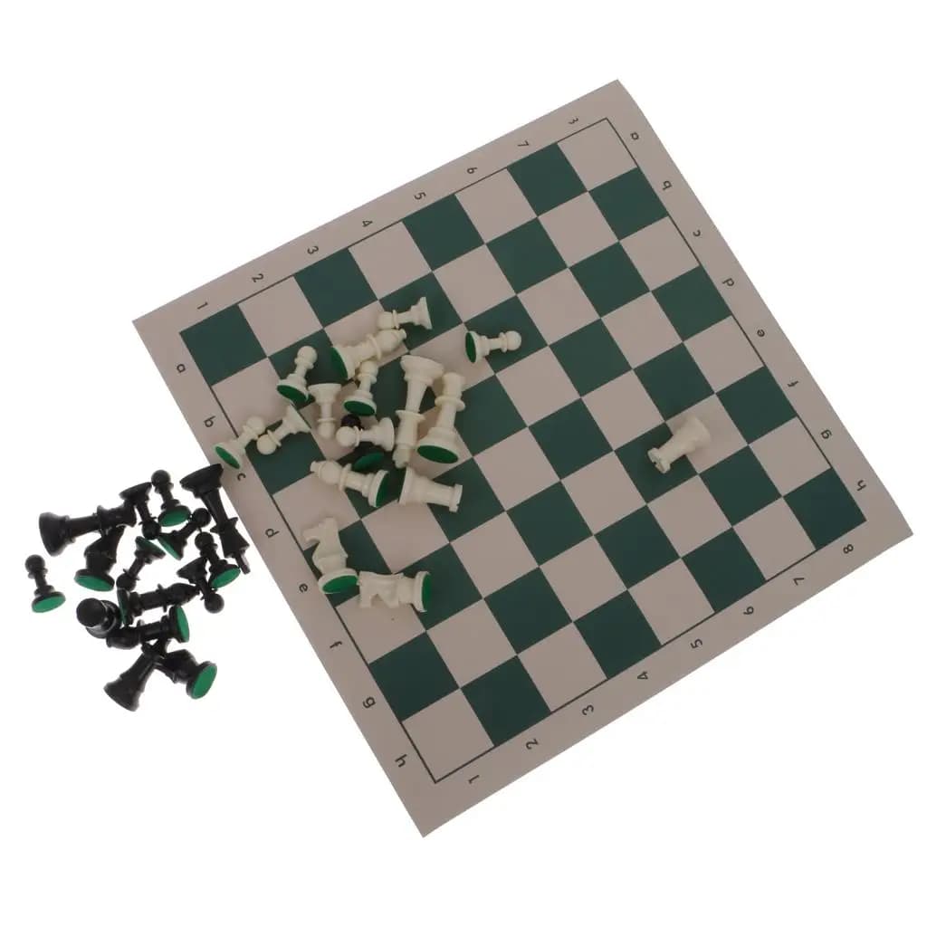 Set di Scacchi da Viaggio Magnetico con Scacchiera in Plastica Arrotolabile, Gioco per Famiglia e Bambini, Ideale per Campeggio e Viaggi