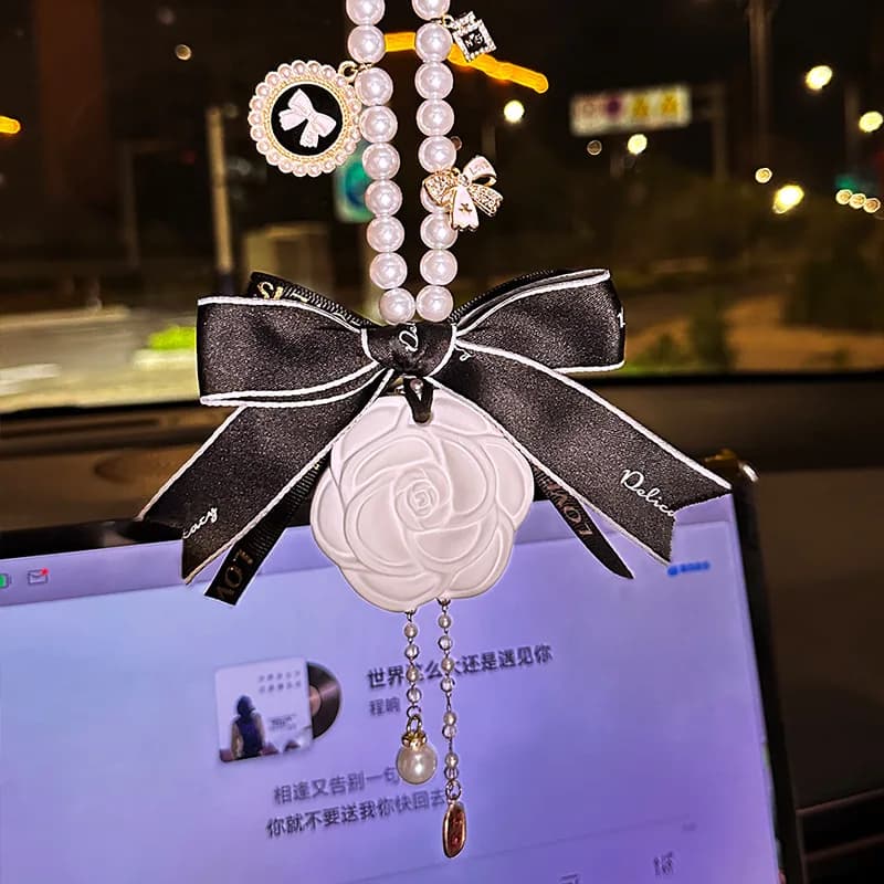 Deodorant for chalk hanging environments for car with essential oil camel scent for styling of the auto purifier interior decorations ornament