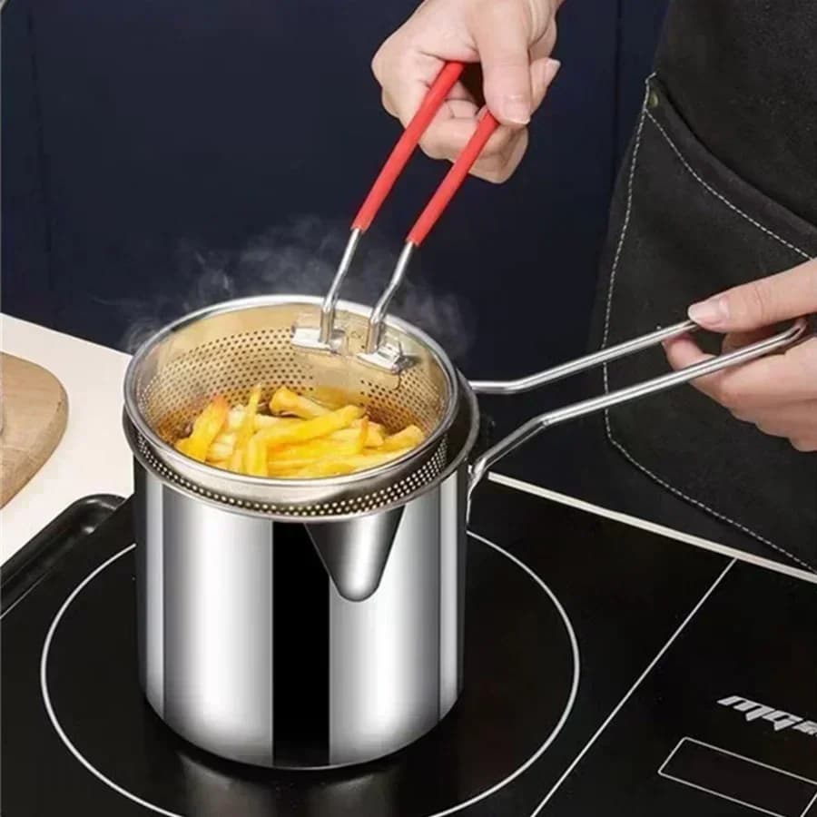 stainless steel fryer with French fries and chicken wings,Tianfu Luo pot household small oil pot with filter screen