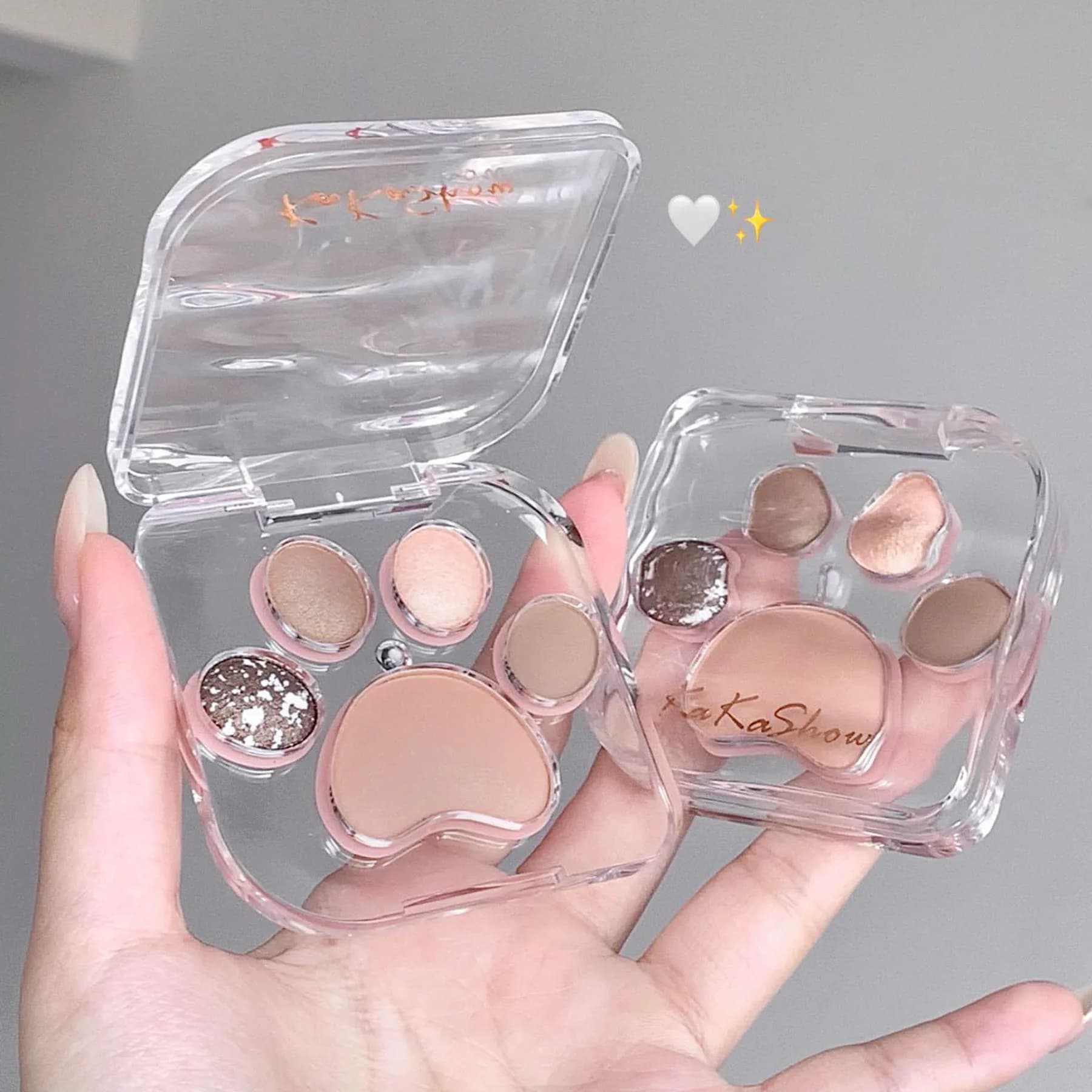 5 Color Shade Palettes in the shape of a cat's leg, kaki terroso daily appearance Cosmetics for eyes for make-up for parties shows