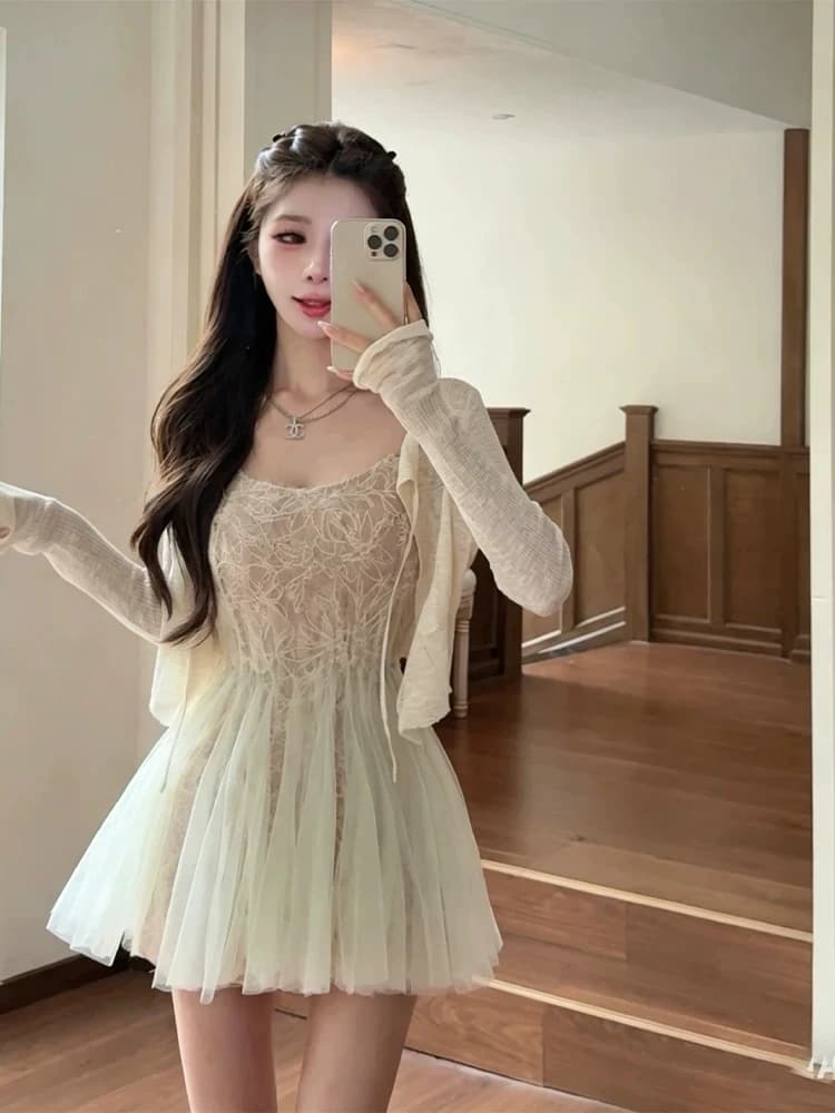 XZY Lace Splice Bridesmaid Dress Women's plus Size Summer Short Skirt High Waist French Style Slim Fit U-Neckline Polyester F...