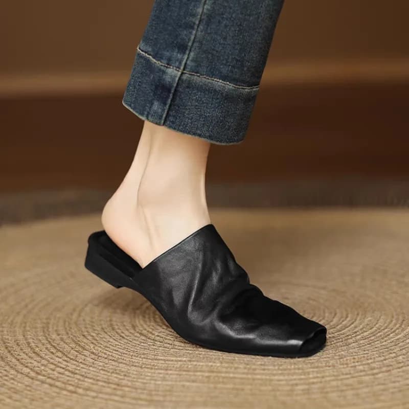 Ciabatte da donna Abbigliamento esterno Pantofole da donna con punta chiusa quadrata Scarpe basse Lazier in pelle di vacchetta Scarpe basse da mulo morbide stile semplice in vera pelle