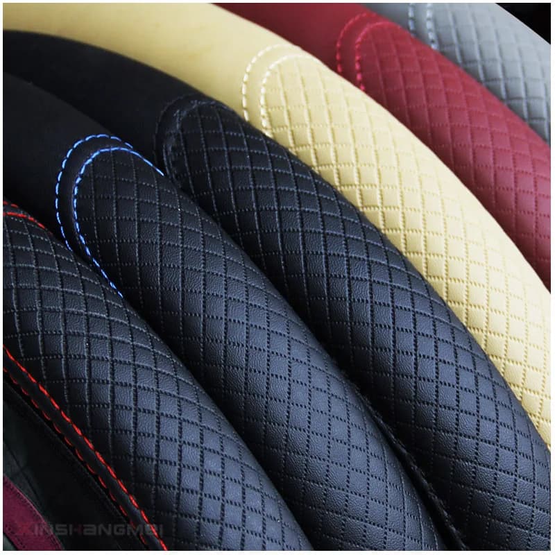 Coprivolante universale per automobile 37/38 cm Coprivolante per auto antiscivolo in pelle goffrata antiscivolo Car-styling