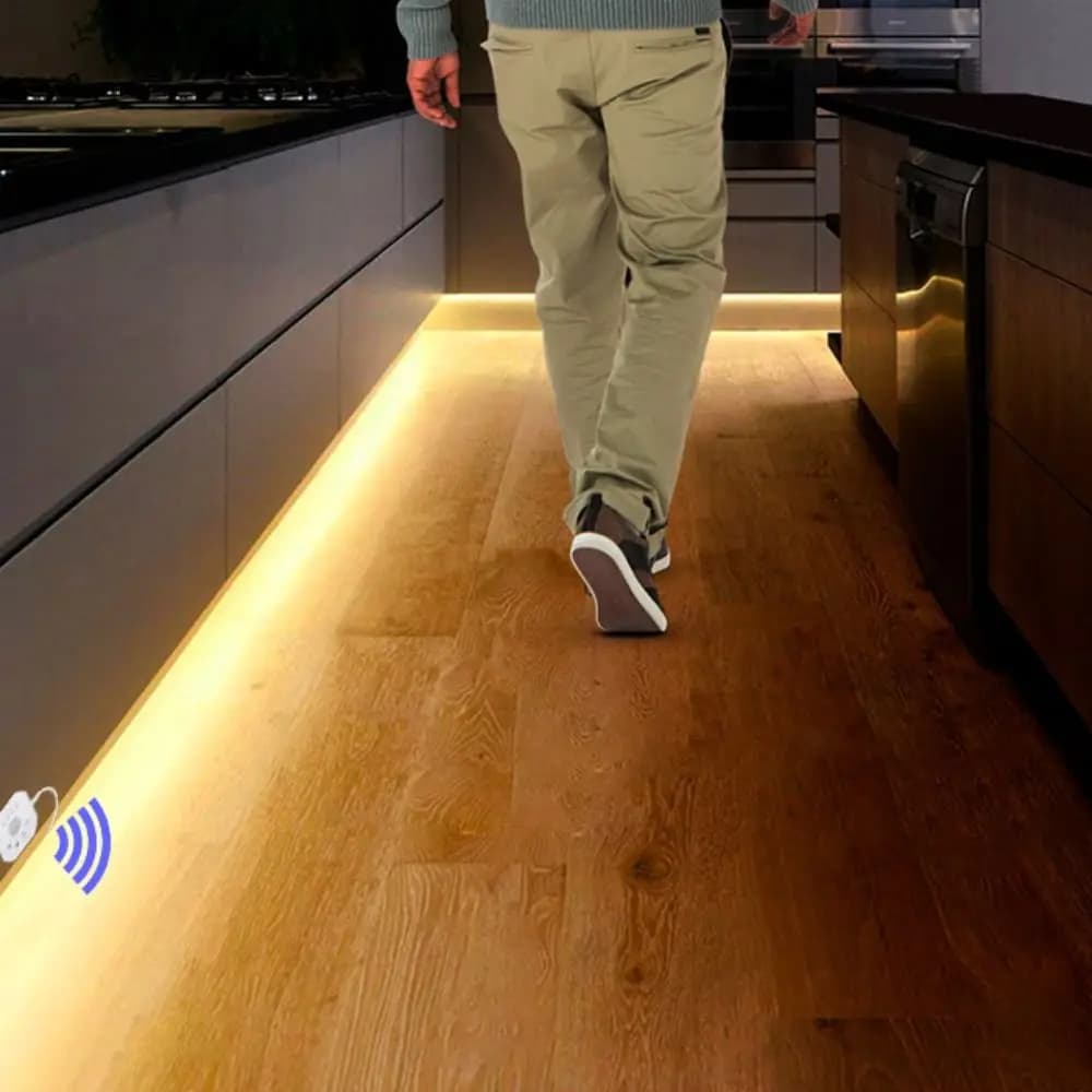 5V 12V 24V 3A Human Body Sensor Dimmer Adjustable Brightness Remote Control PIR Motion Sensor Dimmer High Sensitivity