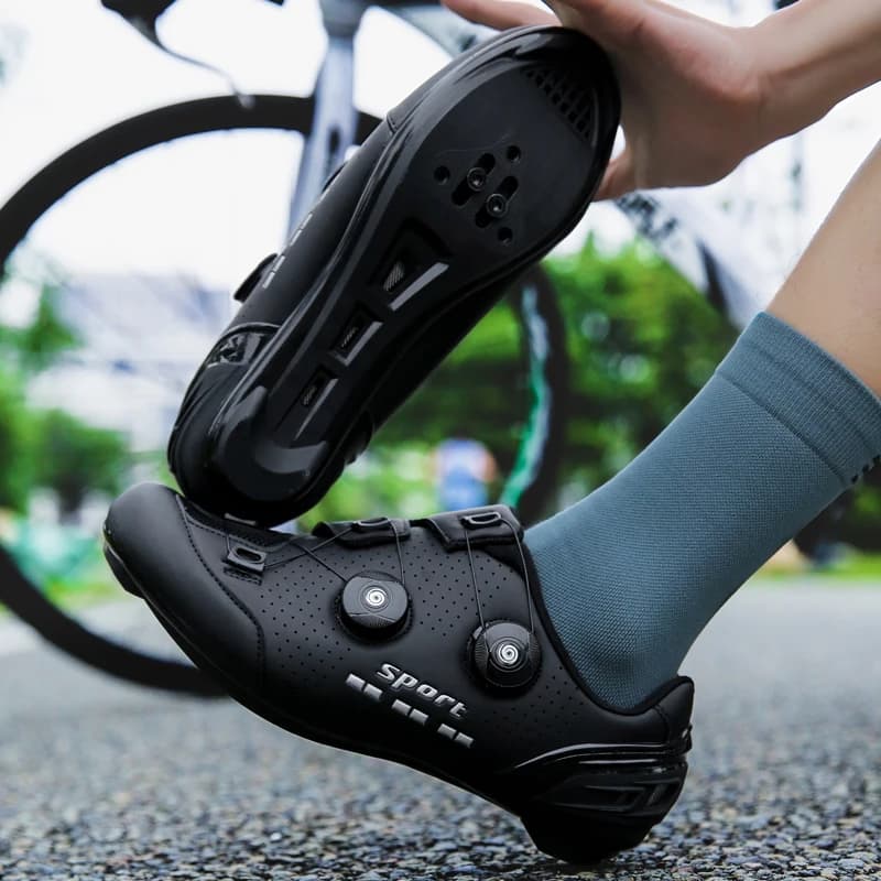Scarpe da Ciclismo Unisex Nuove, Leggere, Design di Lusso, Traspiranti, per Corsa su Strada, in Gomma, MTB, Resistenti all'Usura, per Sport in Bicicletta