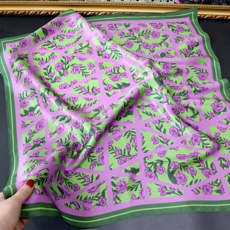 100Silk Hair Head Women Luxury Summer Hair Shawl Square Neck Bandanas Bag Hand Accessories Women Foulard Femme 65cm