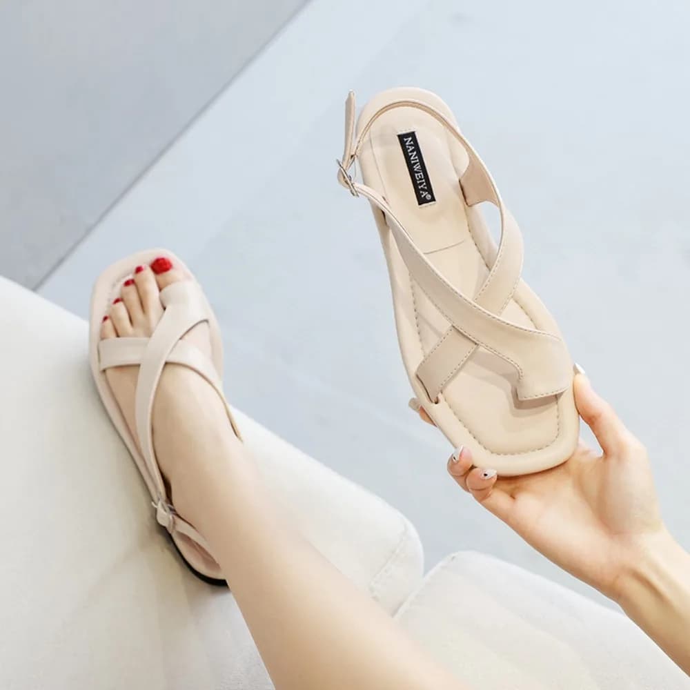 Sandali piatti da donna 2026: Nuovi sandali con zeppa alla moda per l'estate, taglie grandi 35-43, scarpe da donna