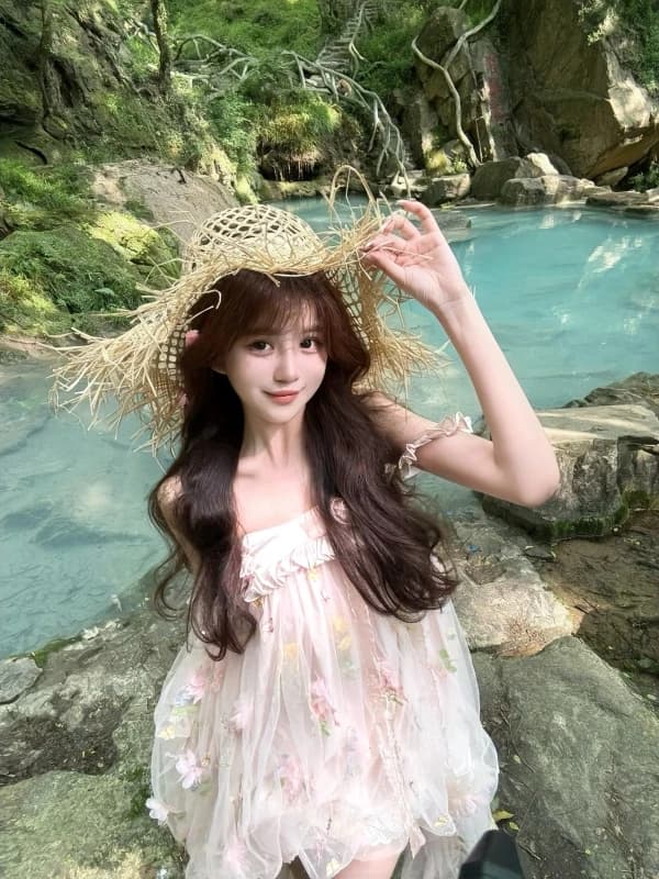Nuovo Modello Abito da Fata Estivo Casual Senza Maniche, Stile Vacanza, con Sottogonna, in Rete Rosa Floreale, con Spalline, Asimmetrico e Voluminoso, per la Spiaggia