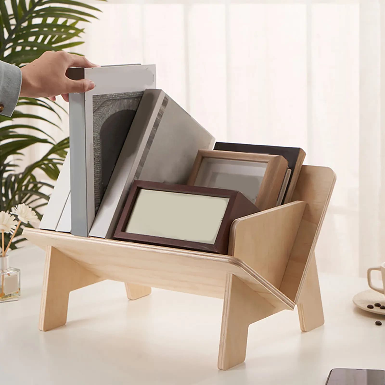 Porta Libri da Scrivania in Legno con Design Inclinato, Organizzatore per Riviste, Portaoggetti da Scrivania, Libreria da Tavolo