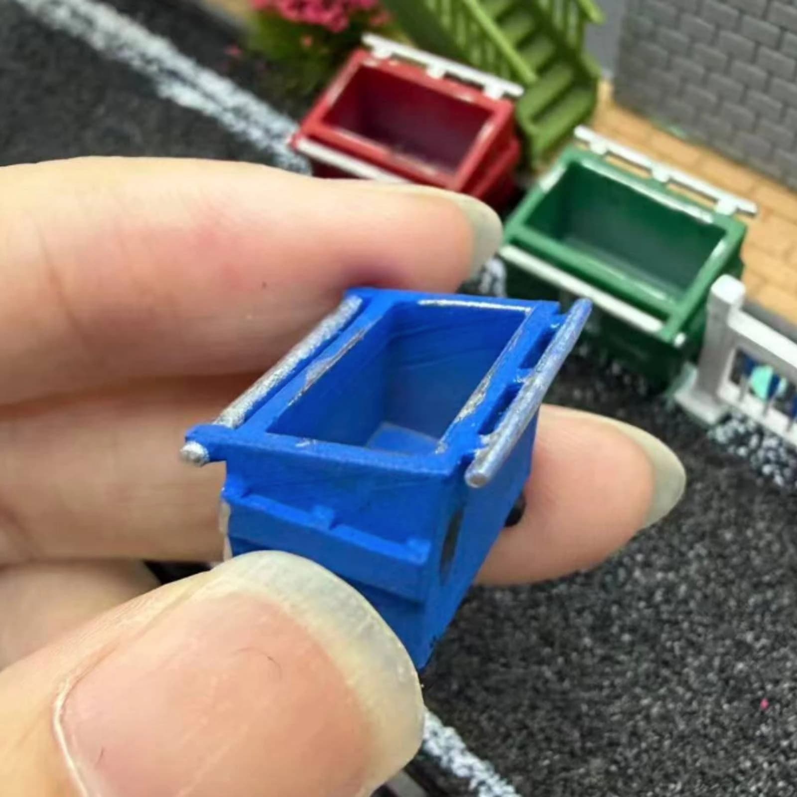 Miniature Trash Bin 1:64 Scale Miniature Bin with Wheels Model Garbage Can Open-Top Trash Can Model Rectangular for Hobbyists