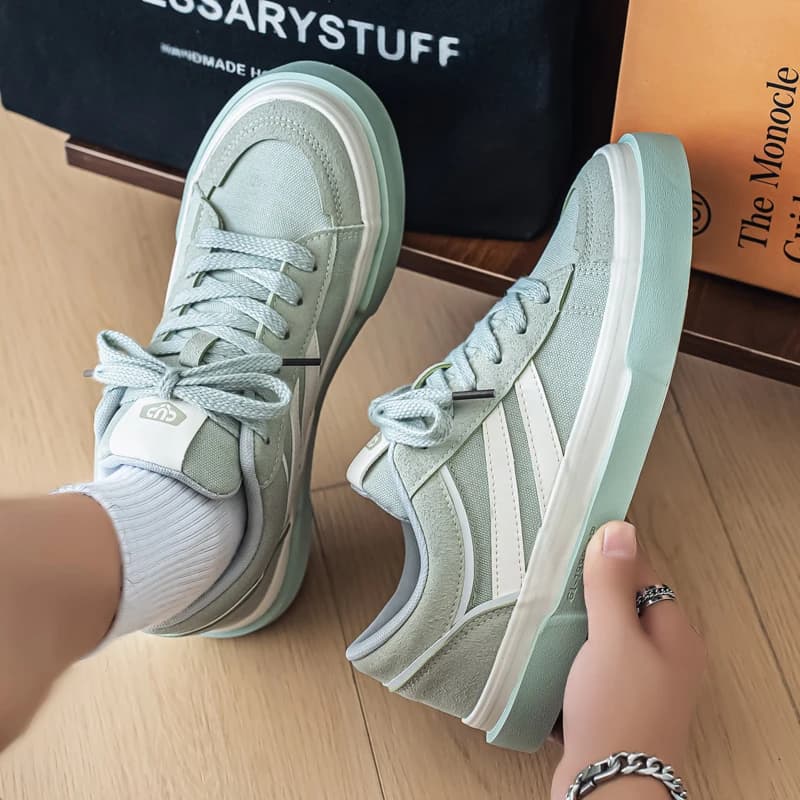 2025 new comfortable casual sports table shoes and comfortable fashion with thick and breathable fashionable sole