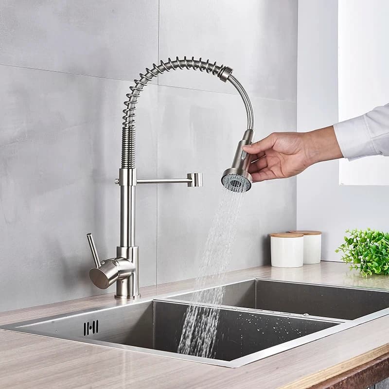 Rubinetto Miscelatore da Parete Adea con Rotazione a 360 Gradi e Getto a Spruzzo, per Lavello Cucina, Acqua Calda e Fredda