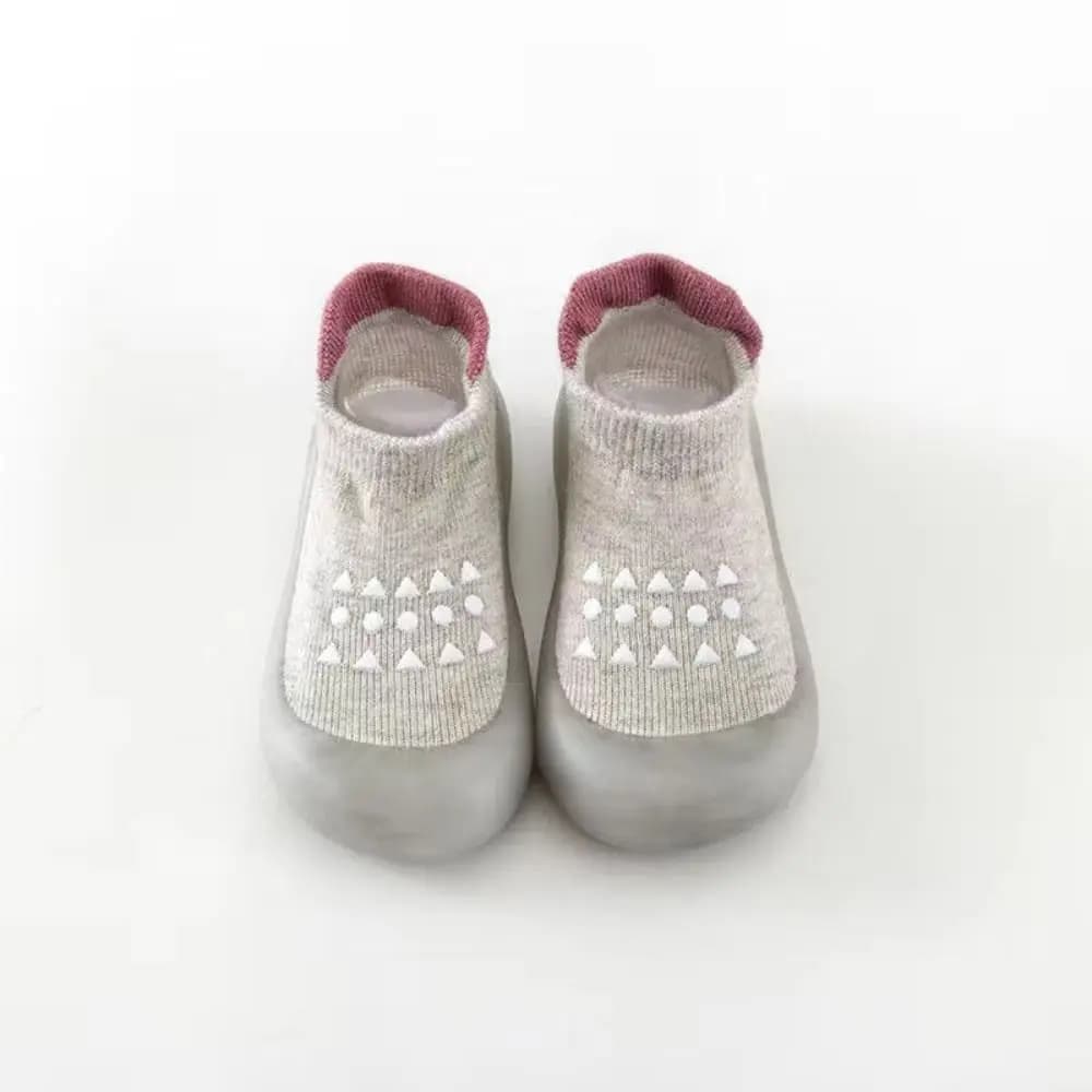 Scarpe da ginnastica Scarpe da bambino morbide Suola in gomma Scarpe da interno per neonato antiscivolo Calzini da pavimento Stivali da bambino super caldi Ragazzi e ragazze