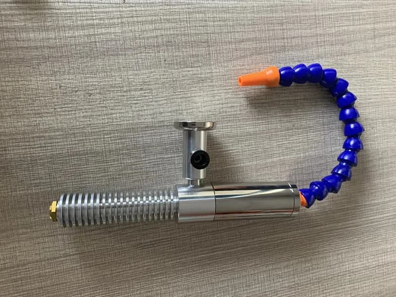 Heat sink vortex tube chassis cooler air gun tool cooler ultrasonic cooling