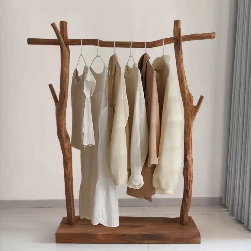 Appendiabiti boutique in legno Espositore per asciugatura Elegante appendiabiti dal design giapponese Hotel moderno Colgadores De Ropa Mobili per camera